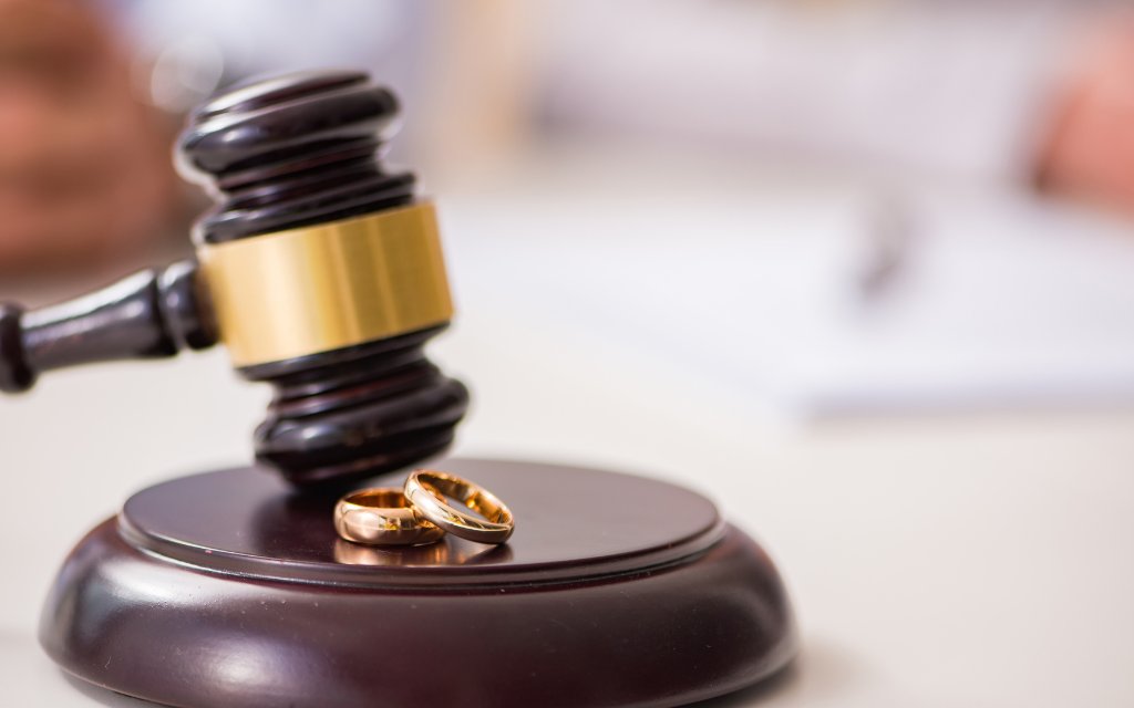 不倫調査の目的「離婚をする」第一探偵事務所 静岡支部